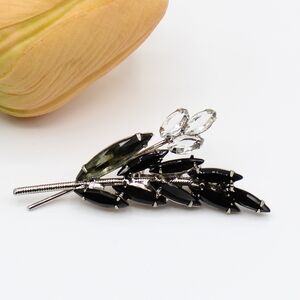 Vintage rhinestone brooch